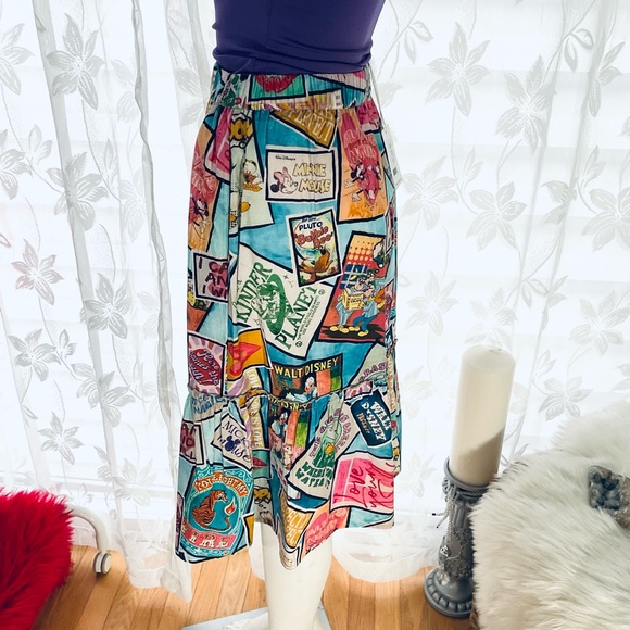 🛑🛑🛑DISNEY POSTCARD SKIRT - Picture 5 of 12